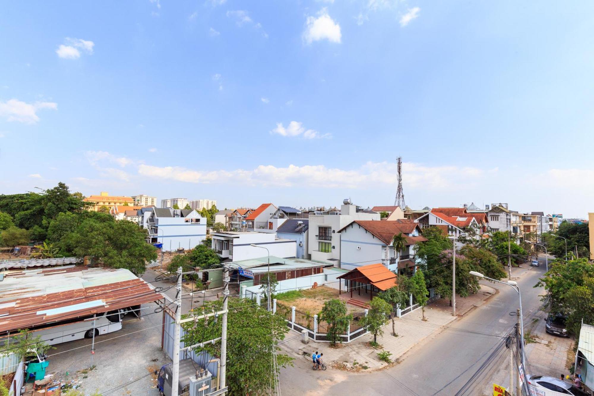 ביין הואה Oyo 991 Duy Anh Hotel מראה חיצוני תמונה
